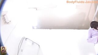 Japanese smooth ass girl and hot shit on cam