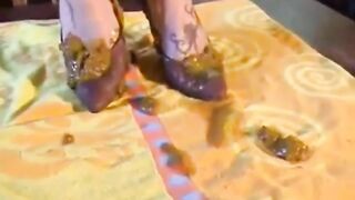 Heavy poop in the sandals