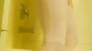 Shit in her tight pants