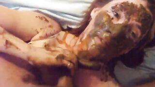 Scat wife love sucking cock