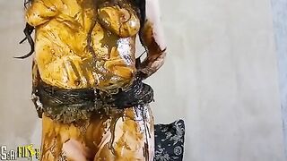 Shit smearing and eating lover