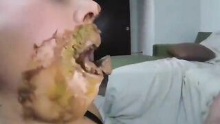 Gorgeous poop hunter lesbians