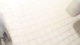 Asian lady splashing shit in the toilet