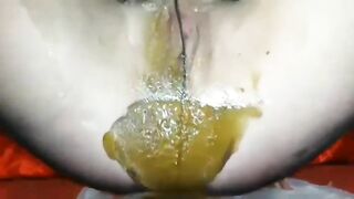 Gorgeous poop in pantyhose