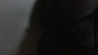 Ebony pooper