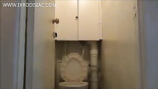 Girl shits in the toilet