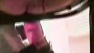 Hot girl pooping