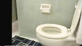 Lady Pooping