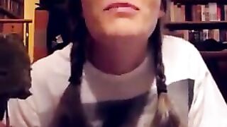 Lunatic babe eats a scatcicle