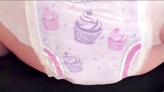 Girl wipes her ass after a massive shit