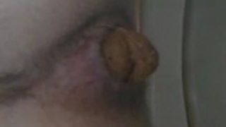 Pooping in the toilet bowl freely