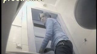 Shit pops out from a sexy ass