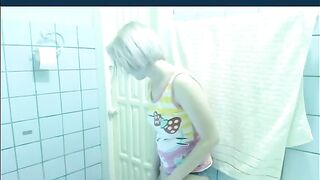 Russian blonde chick poops in the bathtub