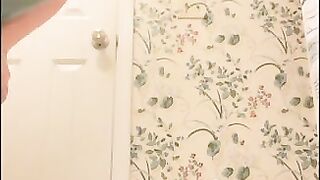 Scat Fartin Tart Show