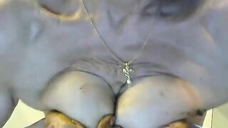 Dirty girl masturbates on the webcam