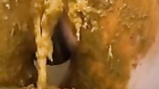 Beautiful messy shit in the jeans