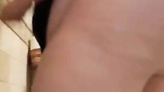 Juicy huge ass slut teasing and pooping