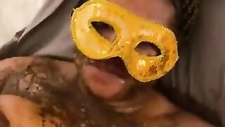 Wife takes shitty blowjob