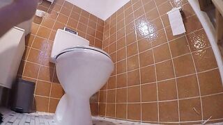 Slim booty and amazing huge shit