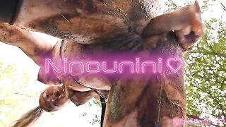 Nasty mature mommy smearing shit while toying