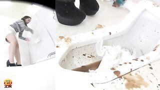 Kinky tall sexy brunette girl dropping messy shit