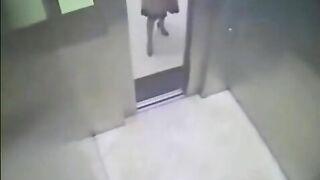 Amateur Japanese gal caught shitting inside the elevator