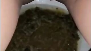 Pretty amateur young wife showing her brown shit