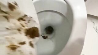 Bubble booty girlfriend and messy shit