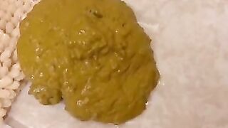 Juicy dirl shows her poopy asshole