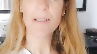 Wet hairy pussy and pooping hot ass