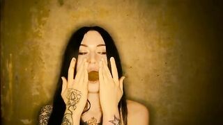 Alternative scat girl unloads thick steaming turd then sucks