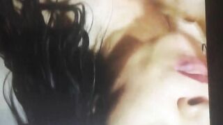 Amateur brunette girlfriend shitting hard