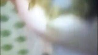Amateur scat couple kissing and licking each other