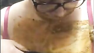 BBW shit smearing and eating