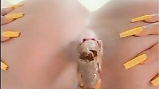 Black gal spreads her ample bum and shits on floor