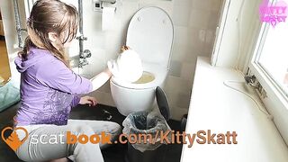 Clogged toilet 