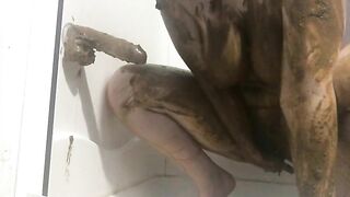 Huge titty milf playing with dildo and shit