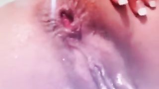 anal webcam session stuffing stuff in her ass