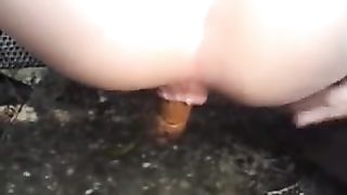 Rochelle pooping at the farm