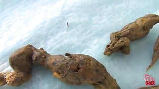 Japanese girls pooping