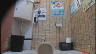 Compilation of girls pooping and peeing