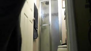 Redhead pooping and farting