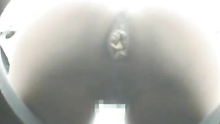 Sexy ebony girl pooping