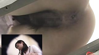 Japanese girl pooping
