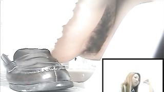 japanese schoolgirl pooping