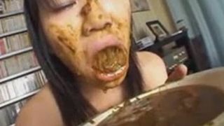 Puke after eating shit