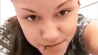 Prestin is a scat girl