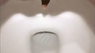 Prestin is a scat girl