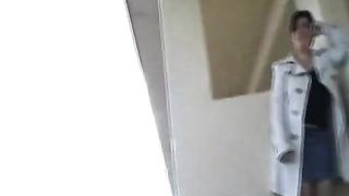 Amateur brunette peeing