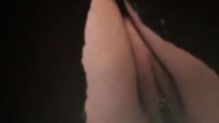 Desperate women takes a shit